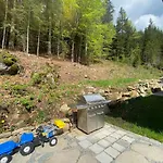Hexenhaus: Haus Im Wald Nyaraló Rinchnach