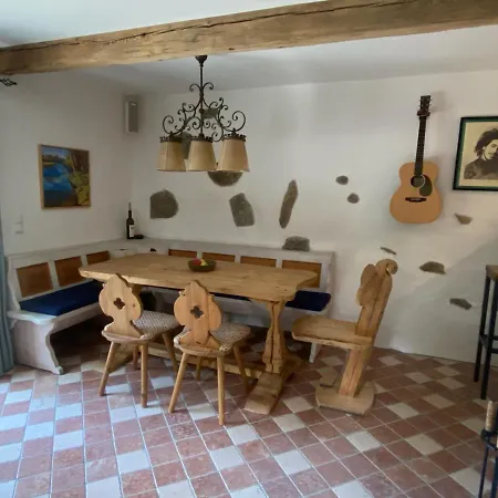 Hexenhaus: Haus Im Wald